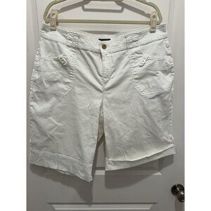 Charter Club Shorts 18W Women’s Classic Fit Roll Tab Button White